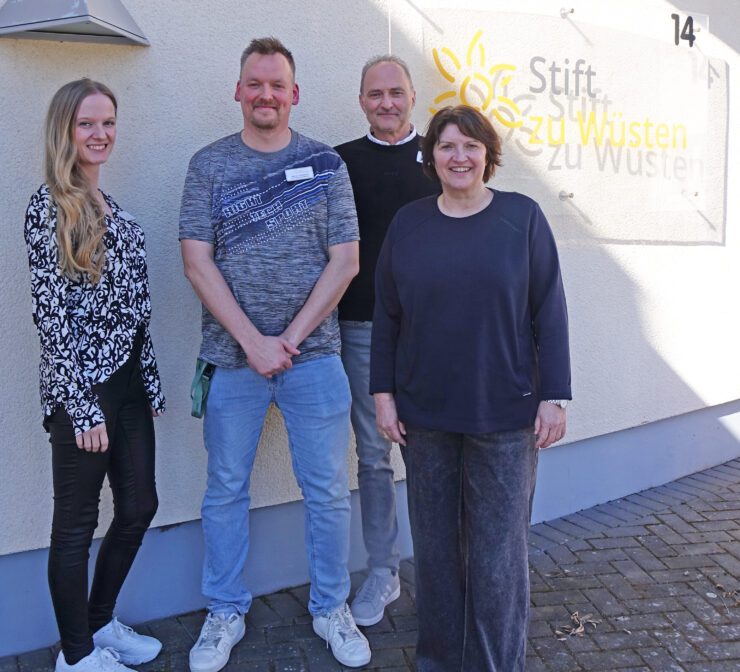 Hospitation im Stift zu Wüsten: Ellen Stock will Pflegealltag besser verstehen. 1